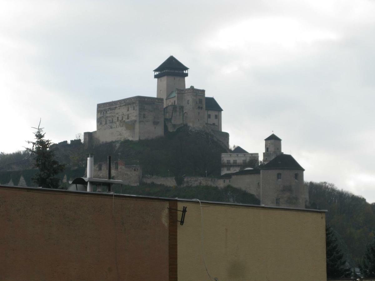 Privat Na Sihoti 1 Appartement Trenčín Buitenkant foto